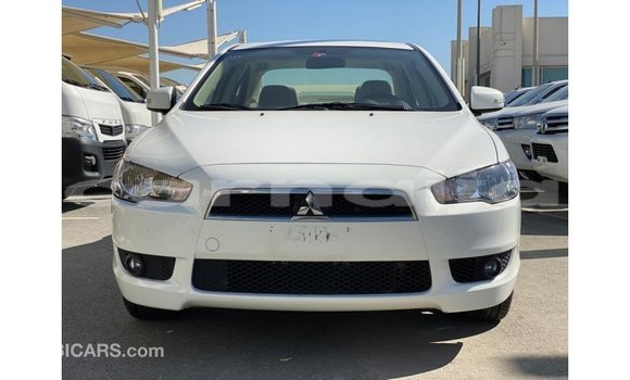 Buy Import Mitsubishi Lancer White Car in Import - Dubai in Abia State Buy Import Mitsubishi Lancer White Car in Import - Dubai in Abia State