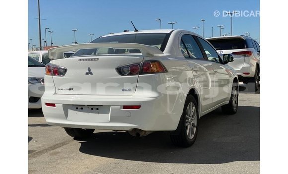 Buy Import Mitsubishi Lancer White Car in Import - Dubai in Abia State Buy Import Mitsubishi Lancer White Car in Import - Dubai in Abia State