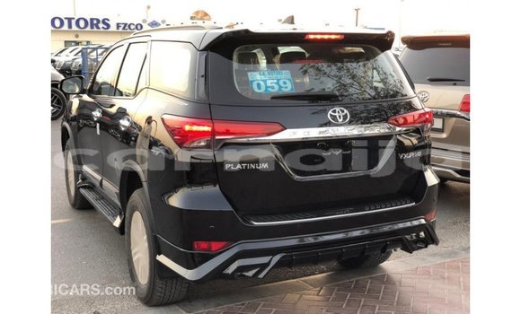 Acheter Import Voiture Toyota Fortuner Noir à Import - Dubai, État d'Abia Acheter Import Voiture Toyota Fortuner Noir à Import - Dubai, État d'Abia