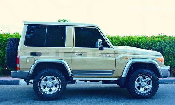 Buy Import Toyota Land Cruiser Beige Car in Import - Dubai in Abia State Buy Import Toyota Land Cruiser Beige Car in Import - Dubai in Abia State