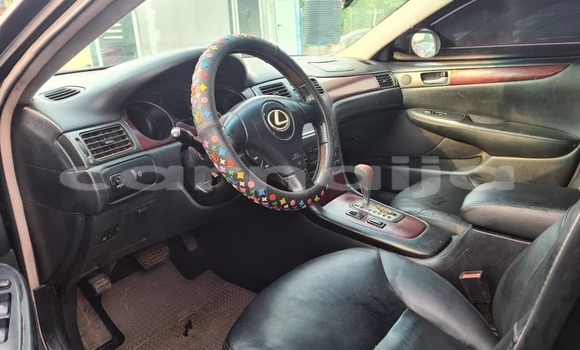 Acheter Occasion Voiture Lexus ES 300 Bleu à Lagos, État de Lagos Acheter Occasion Voiture Lexus ES 300 Bleu à Lagos, État de Lagos