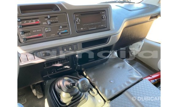 Acheter Import Voiture Toyota Coaster Blanc à Import - Dubai, État d'Abia Acheter Import Voiture Toyota Coaster Blanc à Import - Dubai, État d'Abia