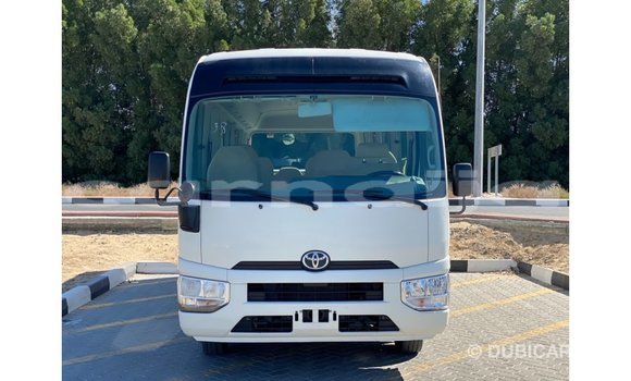 Buy Import Toyota Coaster White Car in Import - Dubai in Abia State Buy Import Toyota Coaster White Car in Import - Dubai in Abia State