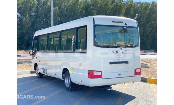 Buy Import Toyota Coaster White Car in Import - Dubai in Abia State Buy Import Toyota Coaster White Car in Import - Dubai in Abia State