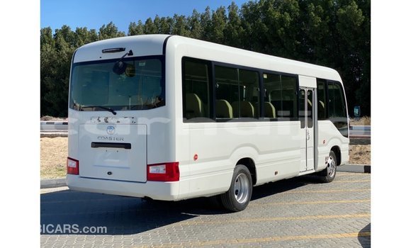 Buy Import Toyota Coaster White Car in Import - Dubai in Abia State Buy Import Toyota Coaster White Car in Import - Dubai in Abia State