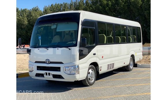 Buy Import Toyota Coaster White Car in Import - Dubai in Abia State Buy Import Toyota Coaster White Car in Import - Dubai in Abia State