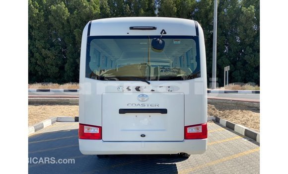 Buy Import Toyota Coaster White Car in Import - Dubai in Abia State Buy Import Toyota Coaster White Car in Import - Dubai in Abia State