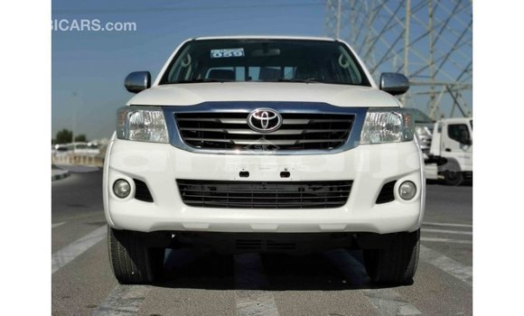 Buy Import Toyota Hilux White Car in Import - Dubai in Abia State Buy Import Toyota Hilux White Car in Import - Dubai in Abia State