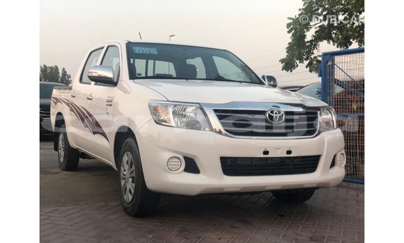 Buy Import Toyota Hilux White Car in Import - Dubai in Abia State Buy Import Toyota Hilux White Car in Import - Dubai in Abia State