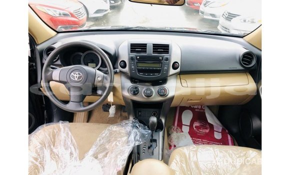 Buy Import Toyota HiAce Black Truck in Import - Dubai in Abia State Buy Import Toyota HiAce Black Truck in Import - Dubai in Abia State