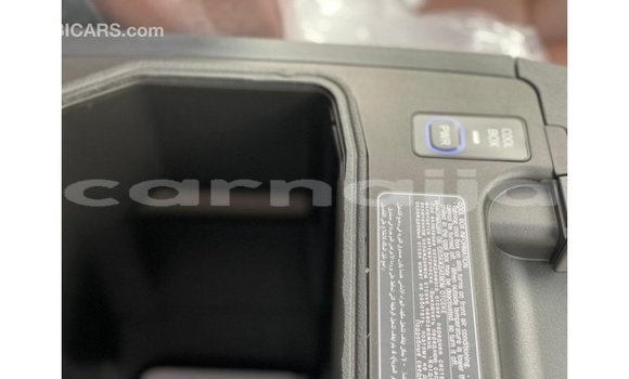 Acheter Import Voiture Toyota Land Cruiser Blanc à Import - Dubai, État d'Abia Acheter Import Voiture Toyota Land Cruiser Blanc à Import - Dubai, État d'Abia