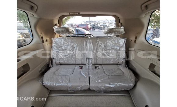 Buy Import Toyota Land Cruiser White Car in Import - Dubai in Abia State Buy Import Toyota Land Cruiser White Car in Import - Dubai in Abia State
