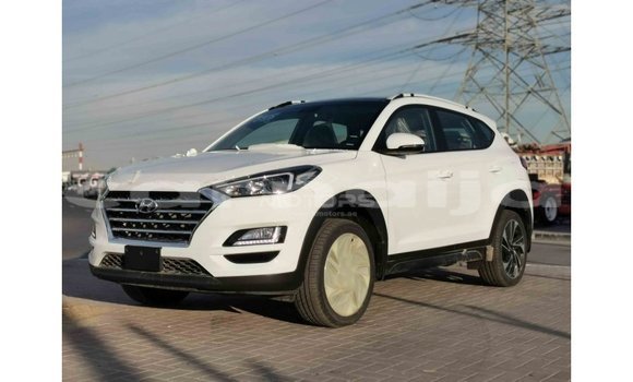 Buy Import Hyundai Tucson White Car in Import - Dubai in Abia State Buy Import Hyundai Tucson White Car in Import - Dubai in Abia State