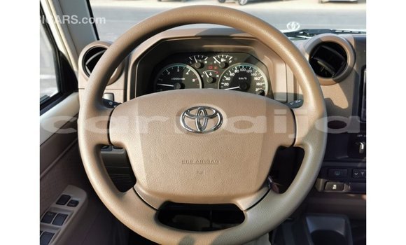 Buy Import Toyota Land Cruiser White Car in Import - Dubai in Abia State Buy Import Toyota Land Cruiser White Car in Import - Dubai in Abia State