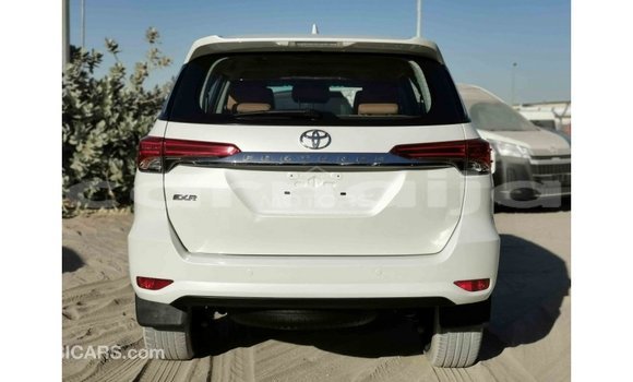Buy Import Toyota Fortuner White Car in Import - Dubai in Abia State Buy Import Toyota Fortuner White Car in Import - Dubai in Abia State