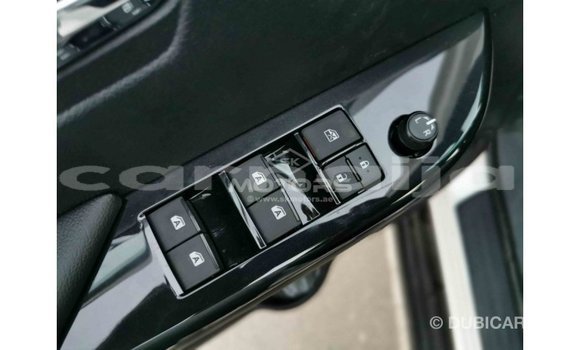 Buy Import Toyota Hilux White Car in Import - Dubai in Abia State Buy Import Toyota Hilux White Car in Import - Dubai in Abia State