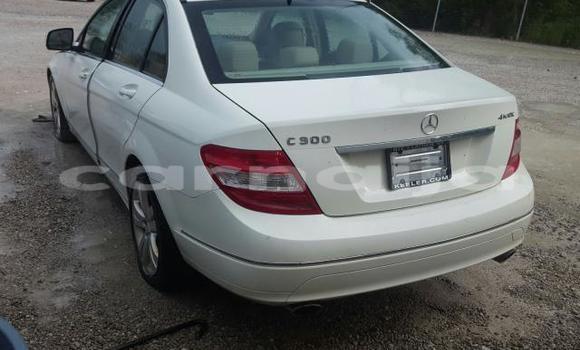 Buy New Mercedes-Benz 300–Series White Car in Abakaliki in Ebonyi State