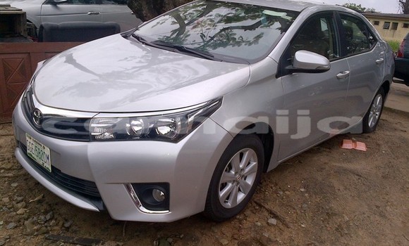 Buy Used Toyota Corolla Beige Car in Lagos in Lagos State Buy Used Toyota Corolla Beige Car in Lagos in Lagos State