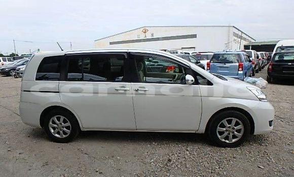 Acheter Neuf Voiture Toyota ISis Blanc à Badagry, État de Lagos Acheter Neuf Voiture Toyota ISis Blanc à Badagry, État de Lagos