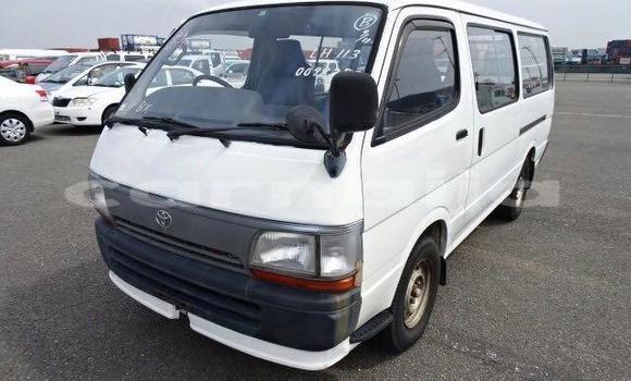 Acheter Neuf Voiture Toyota Dyna Blanc à Badagry, État de Lagos Acheter Neuf Voiture Toyota Dyna Blanc à Badagry, État de Lagos