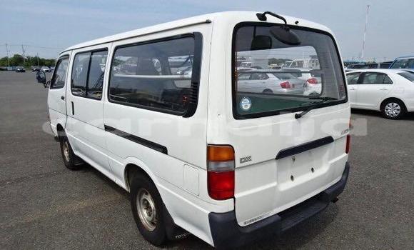 Acheter Neuf Voiture Toyota Dyna Blanc à Badagry, État de Lagos Acheter Neuf Voiture Toyota Dyna Blanc à Badagry, État de Lagos
