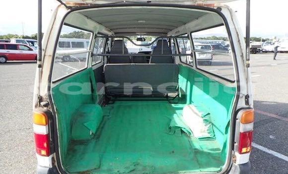 Acheter Neuf Voiture Toyota Dyna Blanc à Badagry, État de Lagos Acheter Neuf Voiture Toyota Dyna Blanc à Badagry, État de Lagos