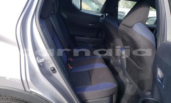 Acheter Neuf Voiture Toyota C-HR Marron à Badagry, État de Lagos Acheter Neuf Voiture Toyota C-HR Marron à Badagry, État de Lagos