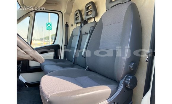 Acheter Import Voiture Peugeot 201 Blanc à Import - Dubai, État d'Abia Acheter Import Voiture Peugeot 201 Blanc à Import - Dubai, État d'Abia