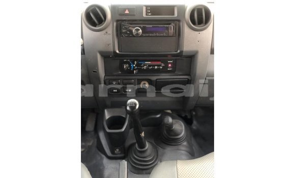 Buy Import Toyota Land Cruiser White Car in Import - Dubai in Abia State Buy Import Toyota Land Cruiser White Car in Import - Dubai in Abia State