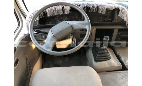 Buy Import Toyota Coaster White Car in Import - Dubai in Abia State Buy Import Toyota Coaster White Car in Import - Dubai in Abia State