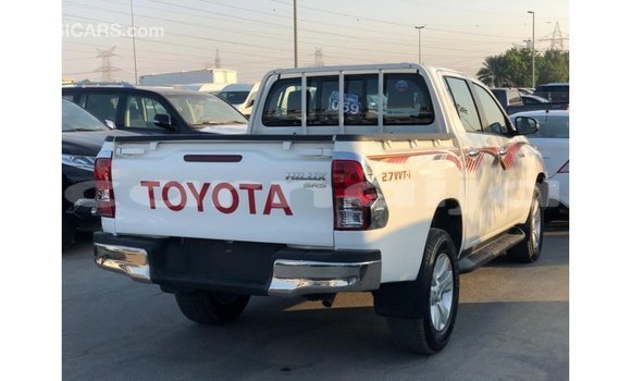 Buy Import Toyota Hilux White Car in Import - Dubai in Abia State Buy Import Toyota Hilux White Car in Import - Dubai in Abia State
