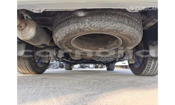 Buy Import Toyota Land Cruiser White Car in Import - Dubai in Abia State Buy Import Toyota Land Cruiser White Car in Import - Dubai in Abia State