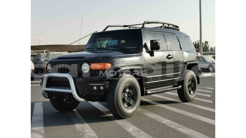 Big with watermark toyota fj cruiser abia state import dubai 12885