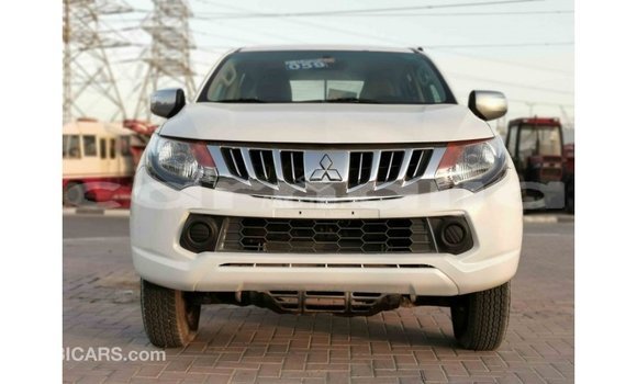 Buy Import Mitsubishi L200 White Car in Import - Dubai in Abia State Buy Import Mitsubishi L200 White Car in Import - Dubai in Abia State