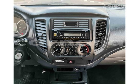 Buy Import Mitsubishi L200 White Car in Import - Dubai in Abia State Buy Import Mitsubishi L200 White Car in Import - Dubai in Abia State