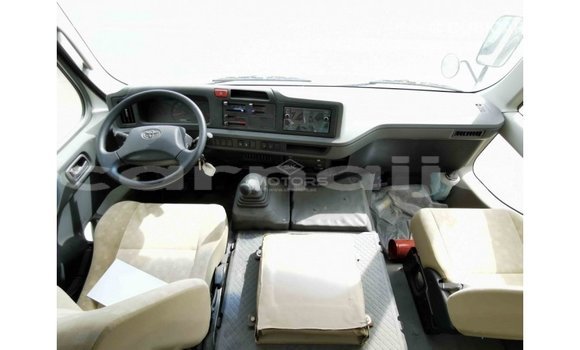 Buy Import Toyota Coaster White Car in Import - Dubai in Abia State Buy Import Toyota Coaster White Car in Import - Dubai in Abia State