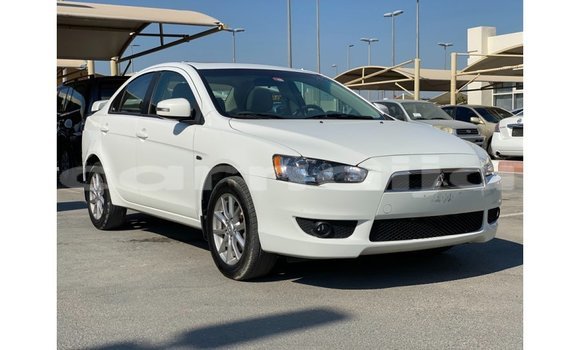 Buy Import Mitsubishi Lancer White Car in Import - Dubai in Abia State Buy Import Mitsubishi Lancer White Car in Import - Dubai in Abia State