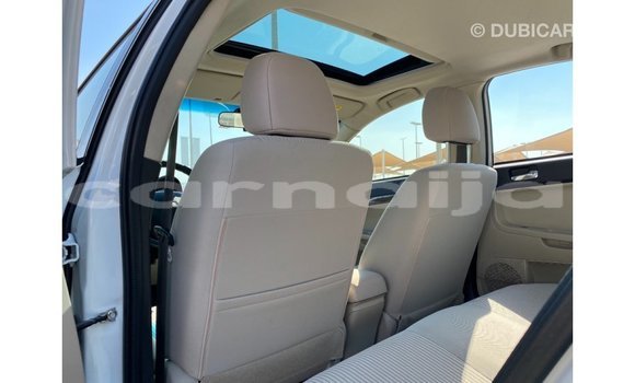 Buy Import Mitsubishi Lancer White Car in Import - Dubai in Abia State Buy Import Mitsubishi Lancer White Car in Import - Dubai in Abia State