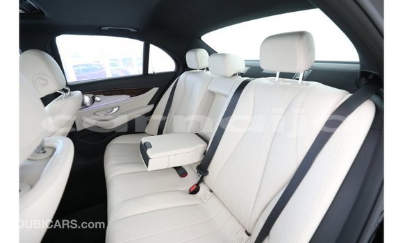 Buy Import Mercedes‒Benz 1117 Black Truck in Import - Dubai in Abia State Buy Import Mercedes‒Benz 1117 Black Truck in Import - Dubai in Abia State