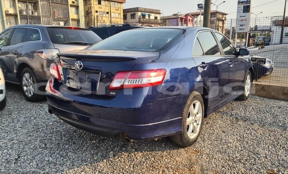 Acheter Occasion Voiture Toyota Camry Bleu à Lagos, État de Lagos Acheter Occasion Voiture Toyota Camry Bleu à Lagos, État de Lagos