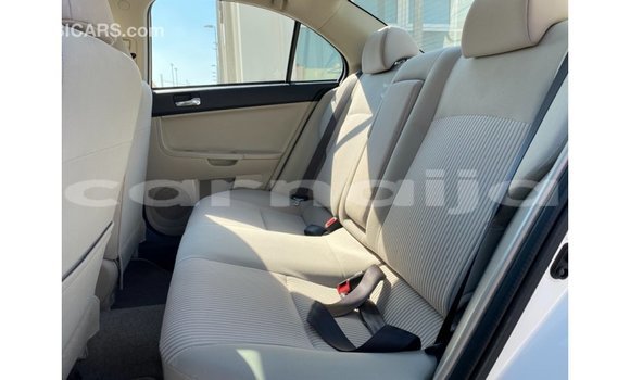 Buy Import Mitsubishi Lancer White Car in Import - Dubai in Abia State Buy Import Mitsubishi Lancer White Car in Import - Dubai in Abia State