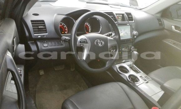 Acheter Occasion Voiture Toyota Highlander Beige à Lagos, État de Lagos Acheter Occasion Voiture Toyota Highlander Beige à Lagos, État de Lagos