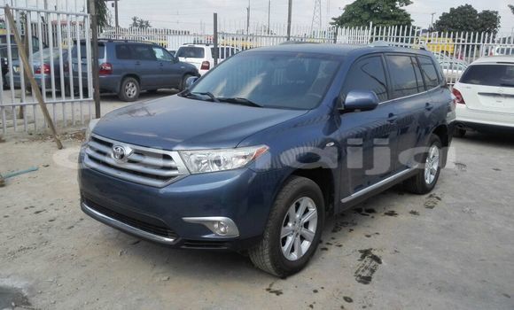 Acheter Occasion Voiture Toyota Highlander Beige à Lagos, État de Lagos Acheter Occasion Voiture Toyota Highlander Beige à Lagos, État de Lagos