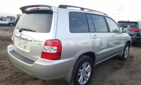 Buy New Toyota Highlander Silver Car in Badagry in Lagos State Buy New Toyota Highlander Silver Car in Badagry in Lagos State
