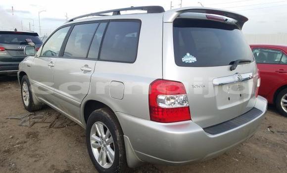 Buy New Toyota Highlander Silver Car in Badagry in Lagos State Buy New Toyota Highlander Silver Car in Badagry in Lagos State