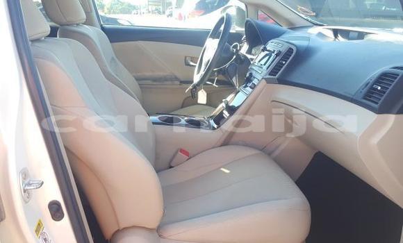 Buy New Toyota Venza White Car in Badagry in Lagos State Buy New Toyota Venza White Car in Badagry in Lagos State
