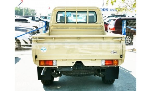 Buy Import Toyota Land Cruiser Beige Car in Import - Dubai in Abia State Buy Import Toyota Land Cruiser Beige Car in Import - Dubai in Abia State