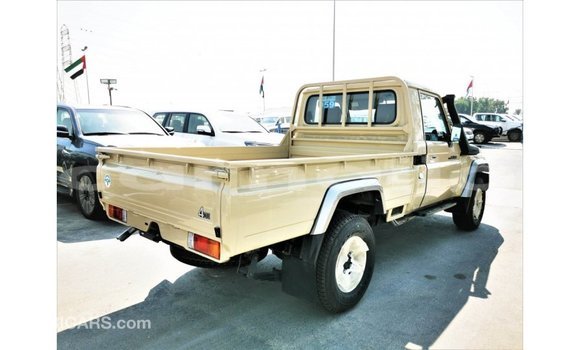 Buy Import Toyota Land Cruiser Beige Car in Import - Dubai in Abia State Buy Import Toyota Land Cruiser Beige Car in Import - Dubai in Abia State