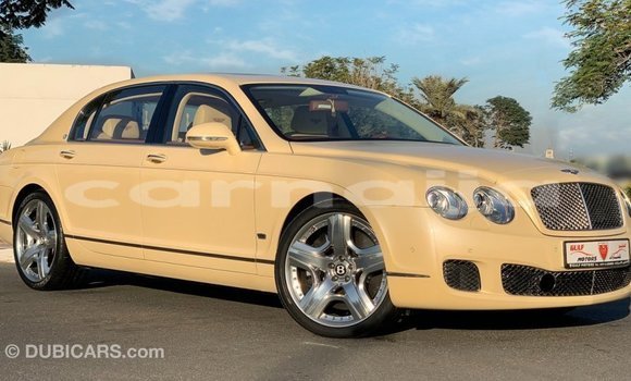 Acheter Import Voiture Bentley Continental Flying Spur Beige à Import - Dubai, État d'Abia Acheter Import Voiture Bentley Continental Flying Spur Beige à Import - Dubai, État d'Abia