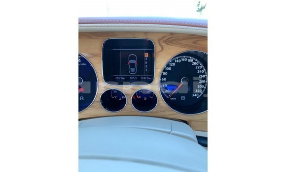 Acheter Import Voiture Bentley Continental Flying Spur Beige à Import - Dubai, État d'Abia Acheter Import Voiture Bentley Continental Flying Spur Beige à Import - Dubai, État d'Abia